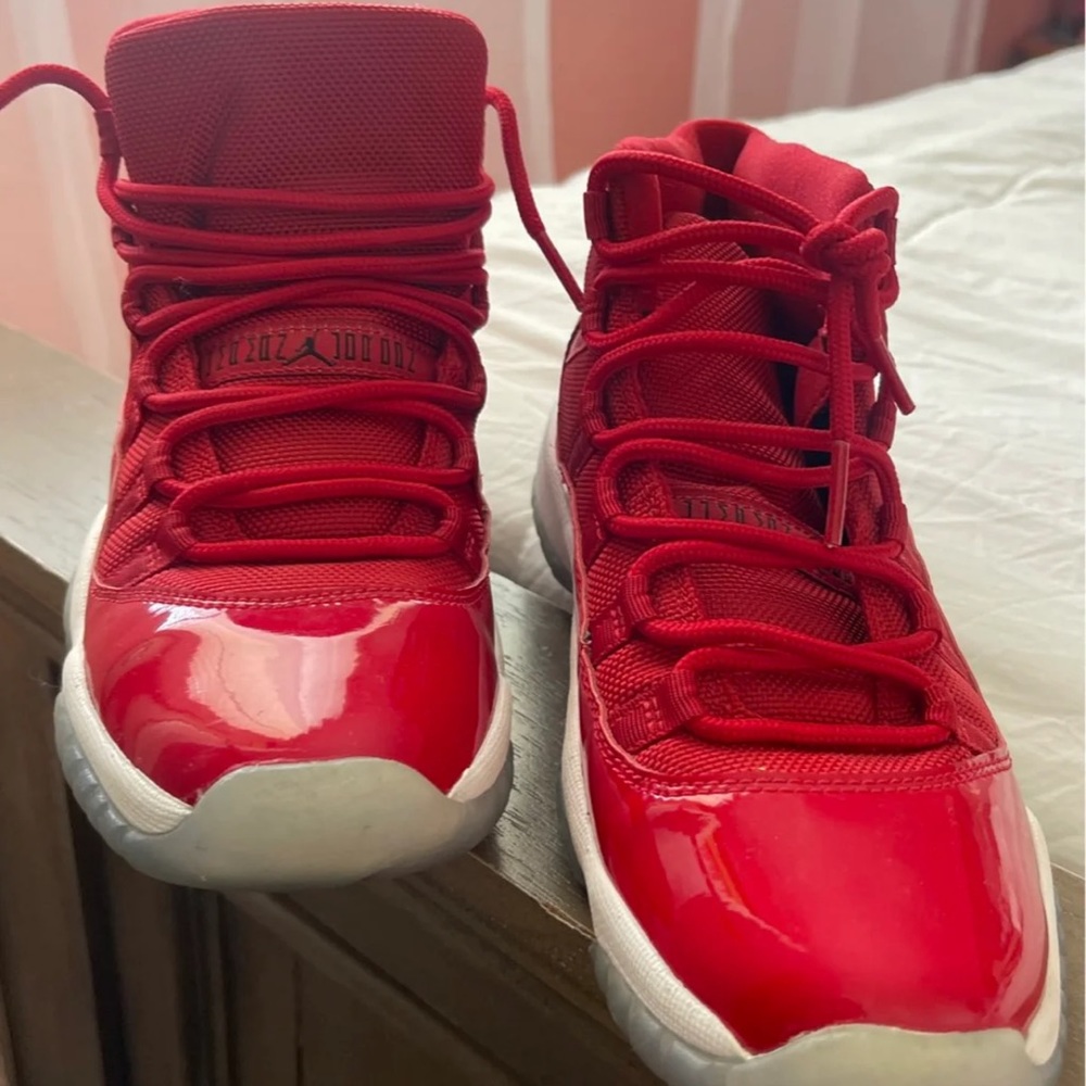Red Jordan 11’s